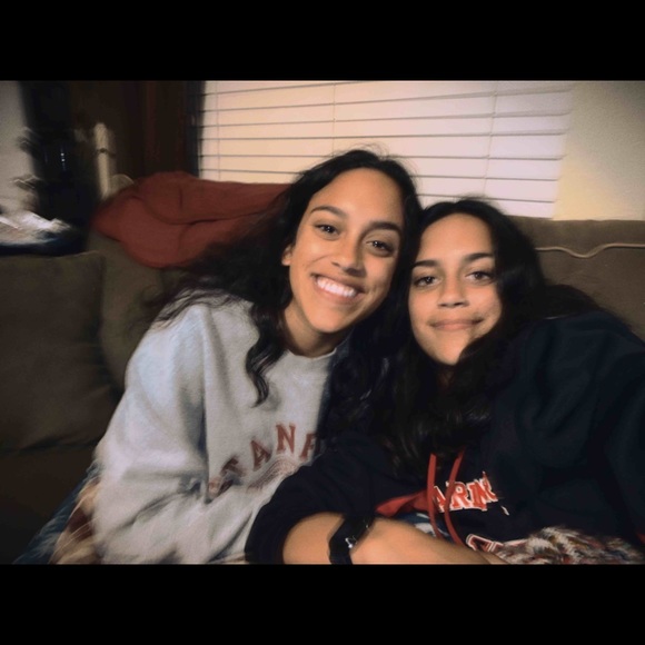 Meet your Posher, Savannah - Picture 3 of 8